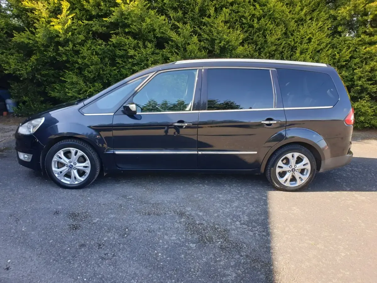 Używany Ford Galaxy Titanium X 163 KM (119 kW) 2011 Czarny Minivan