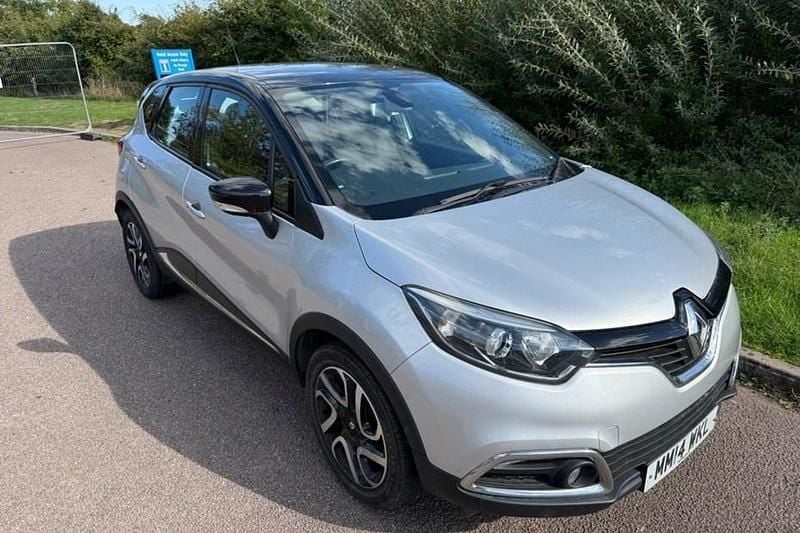 Silver/black Used 2014 Renault Captur Dynamique SUV | £3,499 (Fair price) - Image 1/1