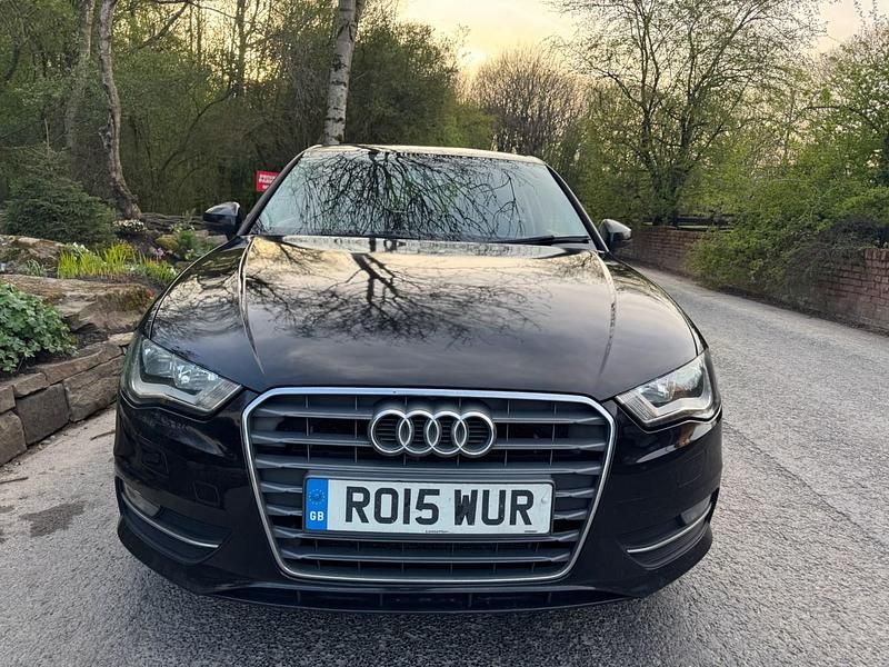 Używany Audi A3 Design 110 KM (80 kW) 2015 Czarny Hatchback