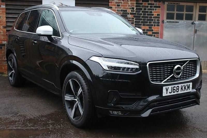Used Volvo XC90 R-Design 235 HP (172 kW) 2018 SUV