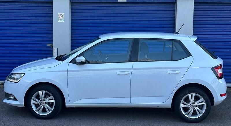 Used Skoda Fabia SE 95 HP (69 kW) 2021 White Hatchback
