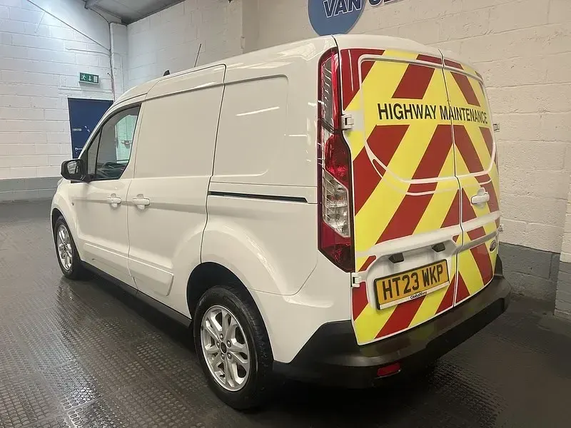 Used Ford Transit Connect Limited 100 HP (73 kW) 2023 White MPV