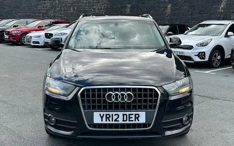 Used Audi Q3 170 HP (125 kW) 2012 Black SUV