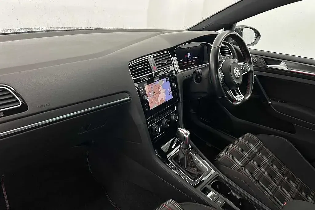 Used VW Golf VII 245 HP (180 kW) 2020