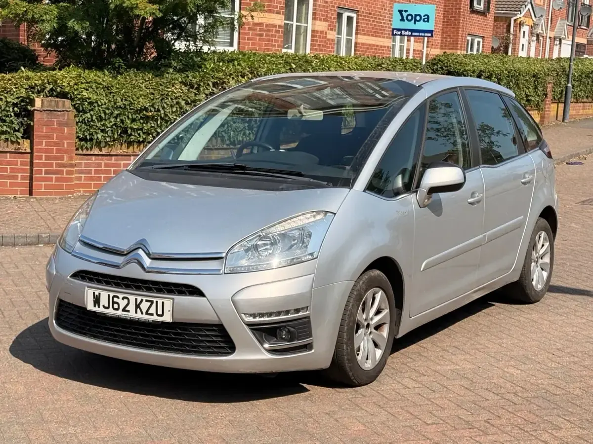 Used Citroën C4 Picasso VTR Sport 2012 Silver MPV