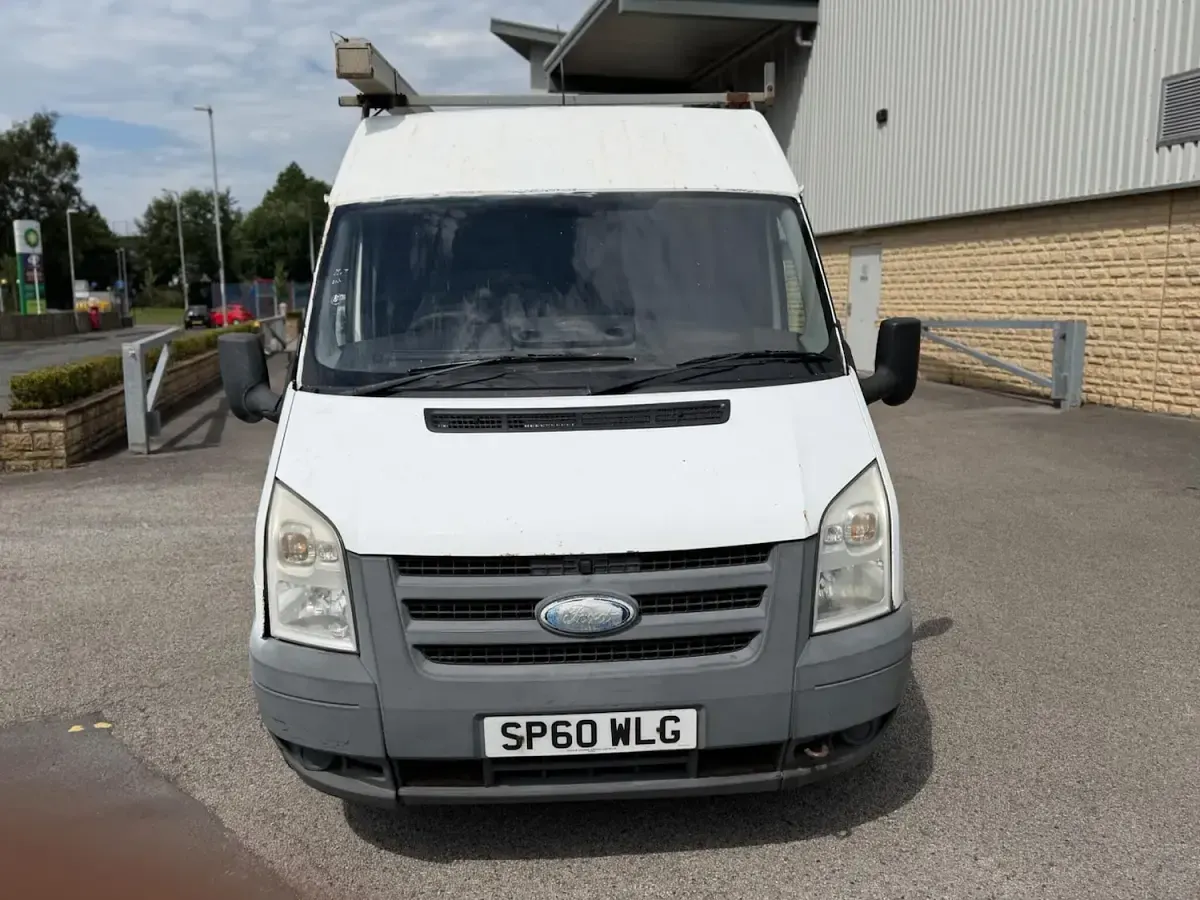 Used Ford Transit 85 HP (62 kW) 2010 White Van