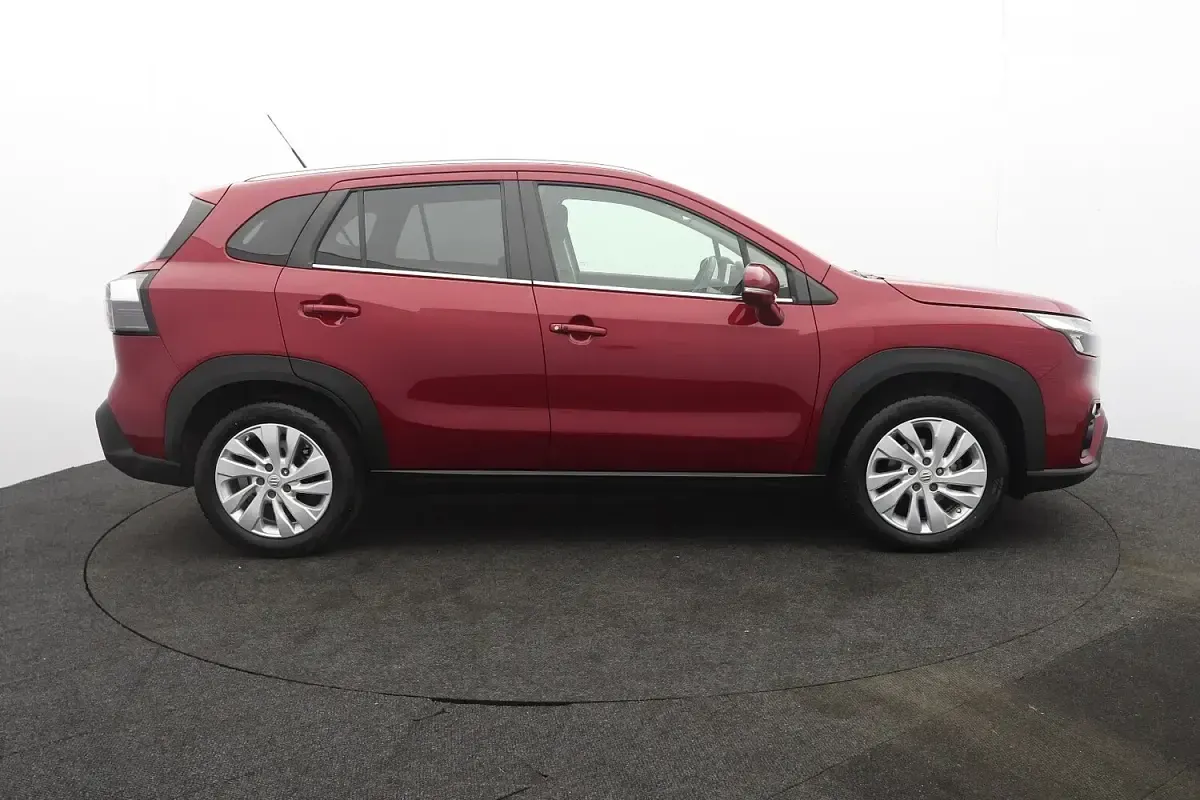 Used Suzuki SX4 115 HP (84 kW) 2023 Red Hatchback