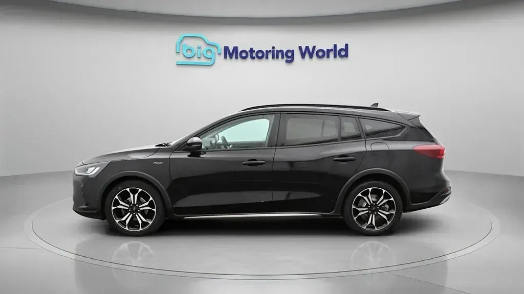 Używany Ford Focus Active X 120 KM (88 kW) 2022 Czarny Kombi