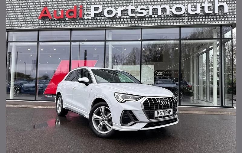 Used Audi Q3 S-Line 150 HP (110 kW) 2022 White SUV