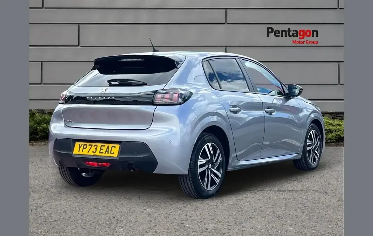 Used Peugeot 208 Active+ 73 HP (53 kW) 2023 Grey Hatchback
