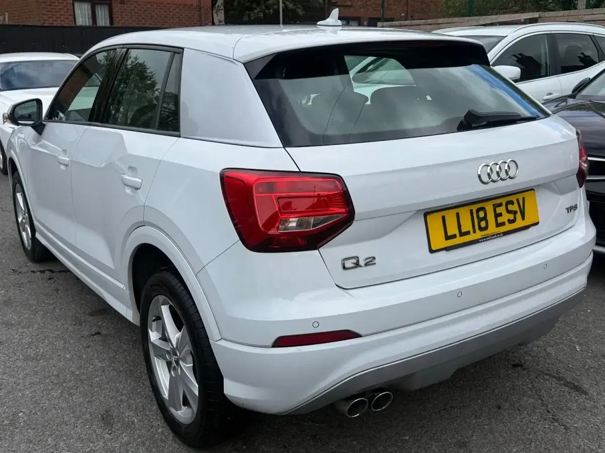 Usado Audi Q2 Sport 150 CV (110 kW) 2018 Blanco SUV