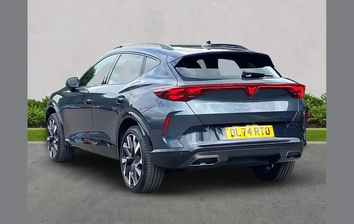 Used Cupra Formentor 147 HP (108 kW) 2025 Grey SUV