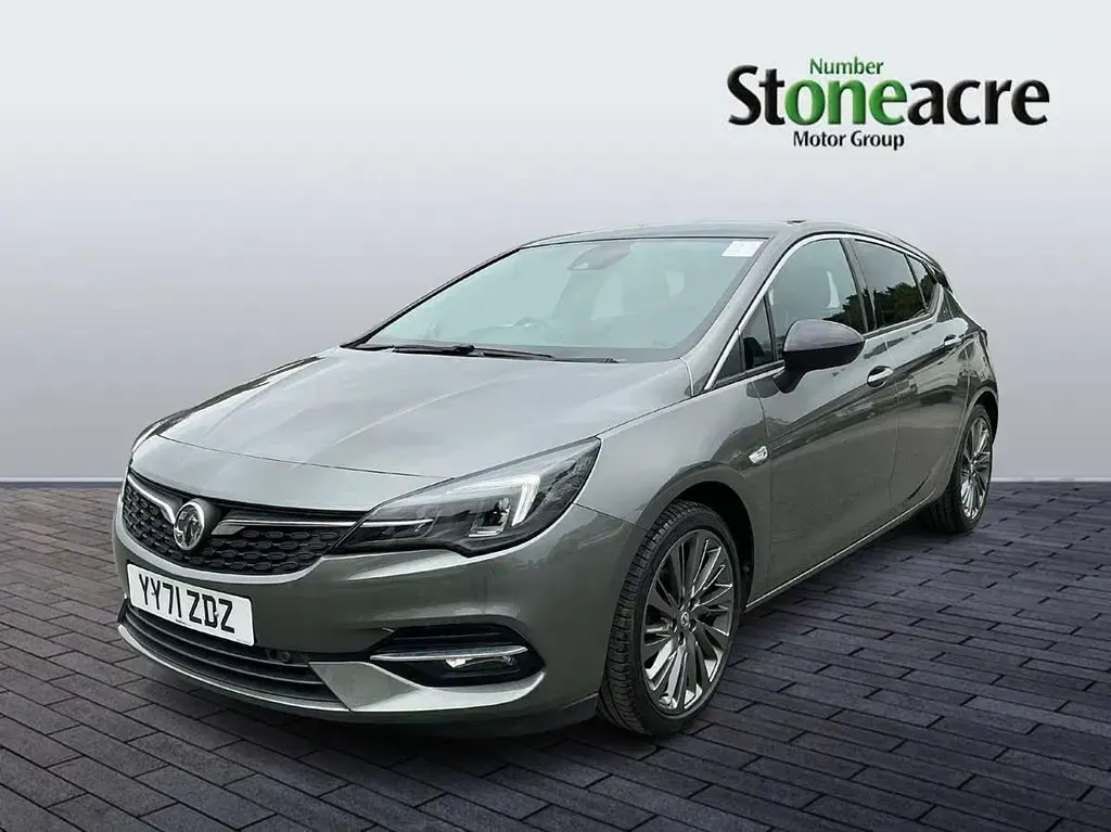 Usado Vauxhall Astra Edition 143 CV (105 kW) 2022 Gris Utilitario