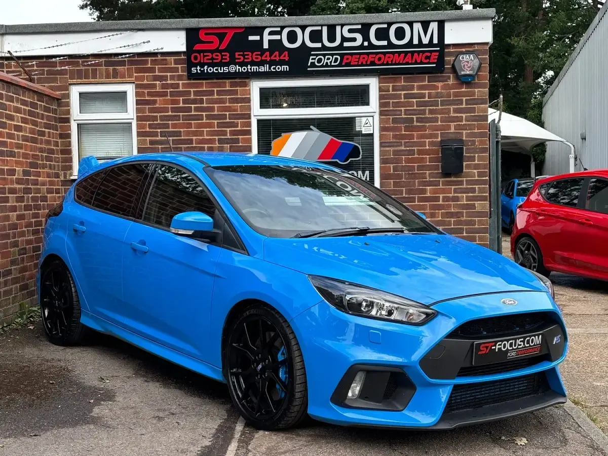 Used Ford Focus RS 350 HP (257 kW) 2016 Blue Hatchback