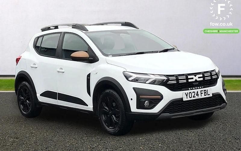 White Used 2024 Dacia Sandero Extreme Hatchback | £16,699 (Fair price) - Image 1/4