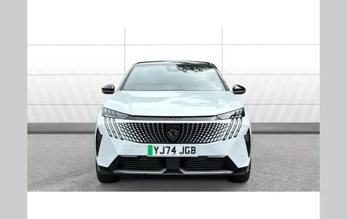 Used Peugeot e-3008 GTi 156 kW (213 HP) 2025 White SUV