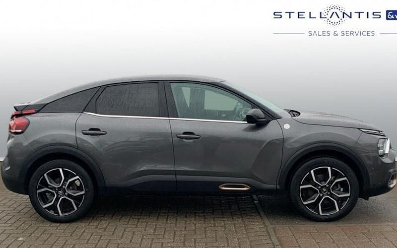 Used Citroën e-C4 100 kW (136 HP) 2023 Hatchback