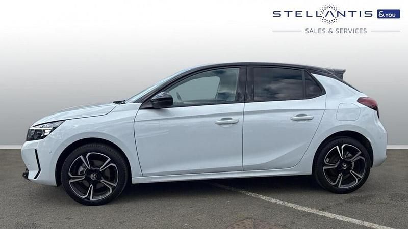 New Vauxhall Corsa Ultimate 101 HP (74 kW) 2025 White Hatchback