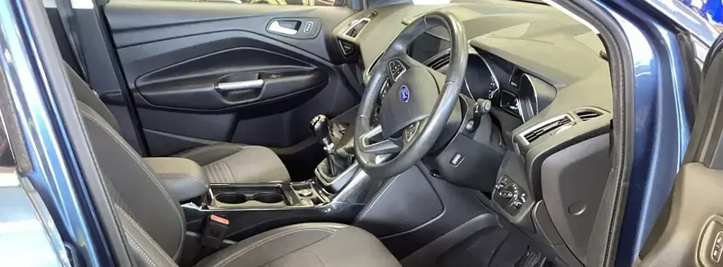 Used Ford Kuga Titanium 120 HP (88 kW) 2019 Blue SUV