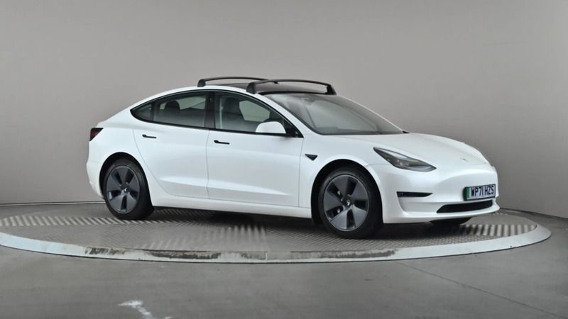 White Used 2021 Tesla Model 3 Long Range Sedan | £21,698 (Expensive) - Image 1/3
