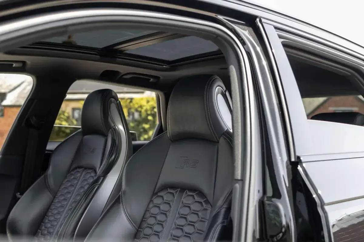 Used Audi RS4 Comfort 450 HP (330 kW) 2020 Black Estate