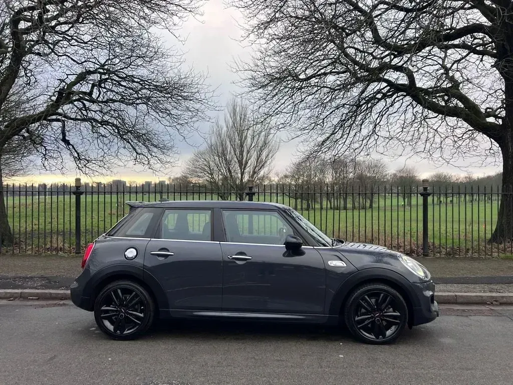 Used Mini Cooper S Hatch 192 HP (141 kW) 2019 Grey Hatchback