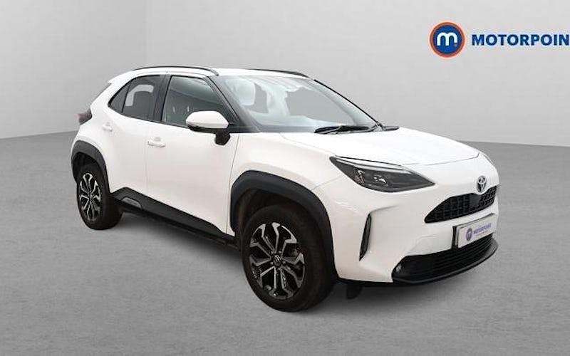 Used Toyota Yaris Hybrid Design 116 HP (85 kW) 2026 Estate