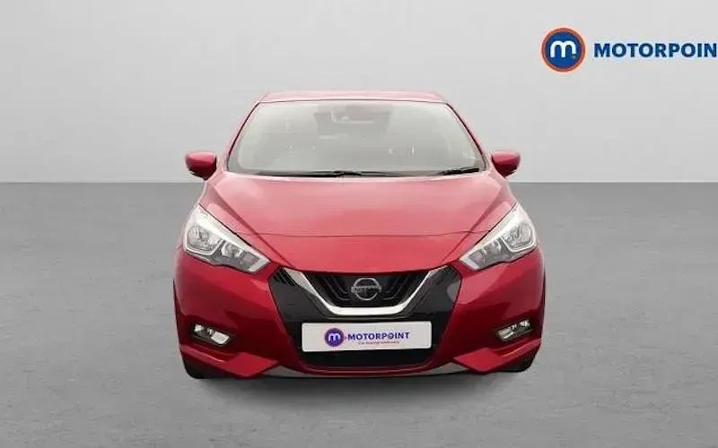 Używany Nissan Micra Tekna 90 KM (66 kW) 2019 Czerwony Hatchback