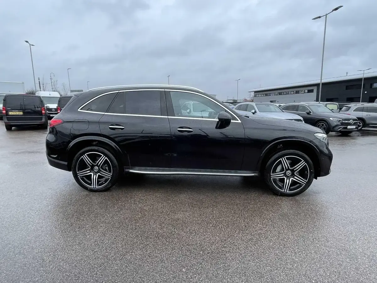 Used Mercedes GLC300 AMG line 308 HP (226 kW) 2026 Black SUV