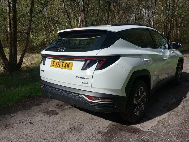 Used Hyundai Tucson SE 2022 White SUV