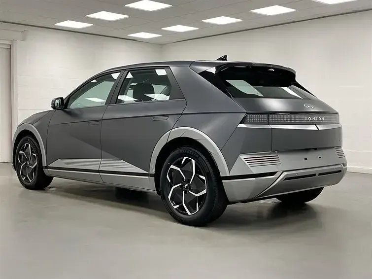 Used Hyundai Ioniq 5 Premium 239 kW (325 HP) 2025 Grey SUV
