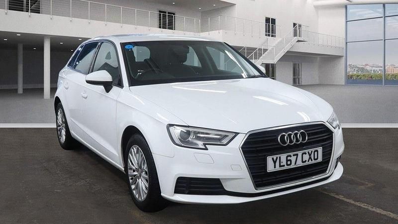 White Used 2018 Audi A3 Comfort Hatchback | £9,385 (Good price) - Image 1/4