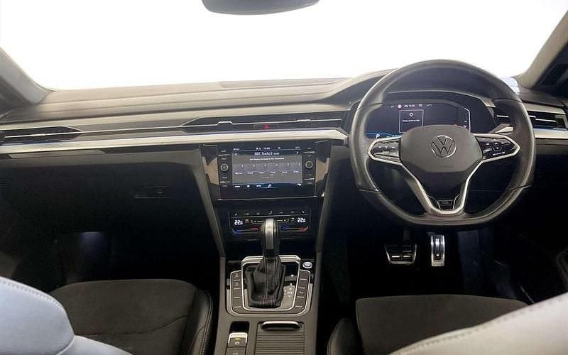 Used VW Arteon R-line 190 HP (139 kW) 2024 Estate