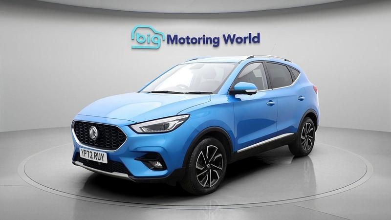 Used MG ZS Exclusive 106 HP (77 kW) 2023 Blue SUV