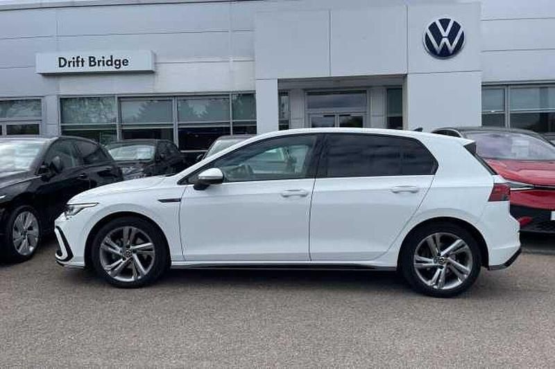 Used VW Golf VIII R-line 150 HP (110 kW) 2022 White Hatchback