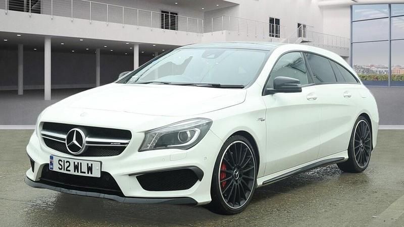 Used Mercedes CLA45 AMG 2015 White Estate
