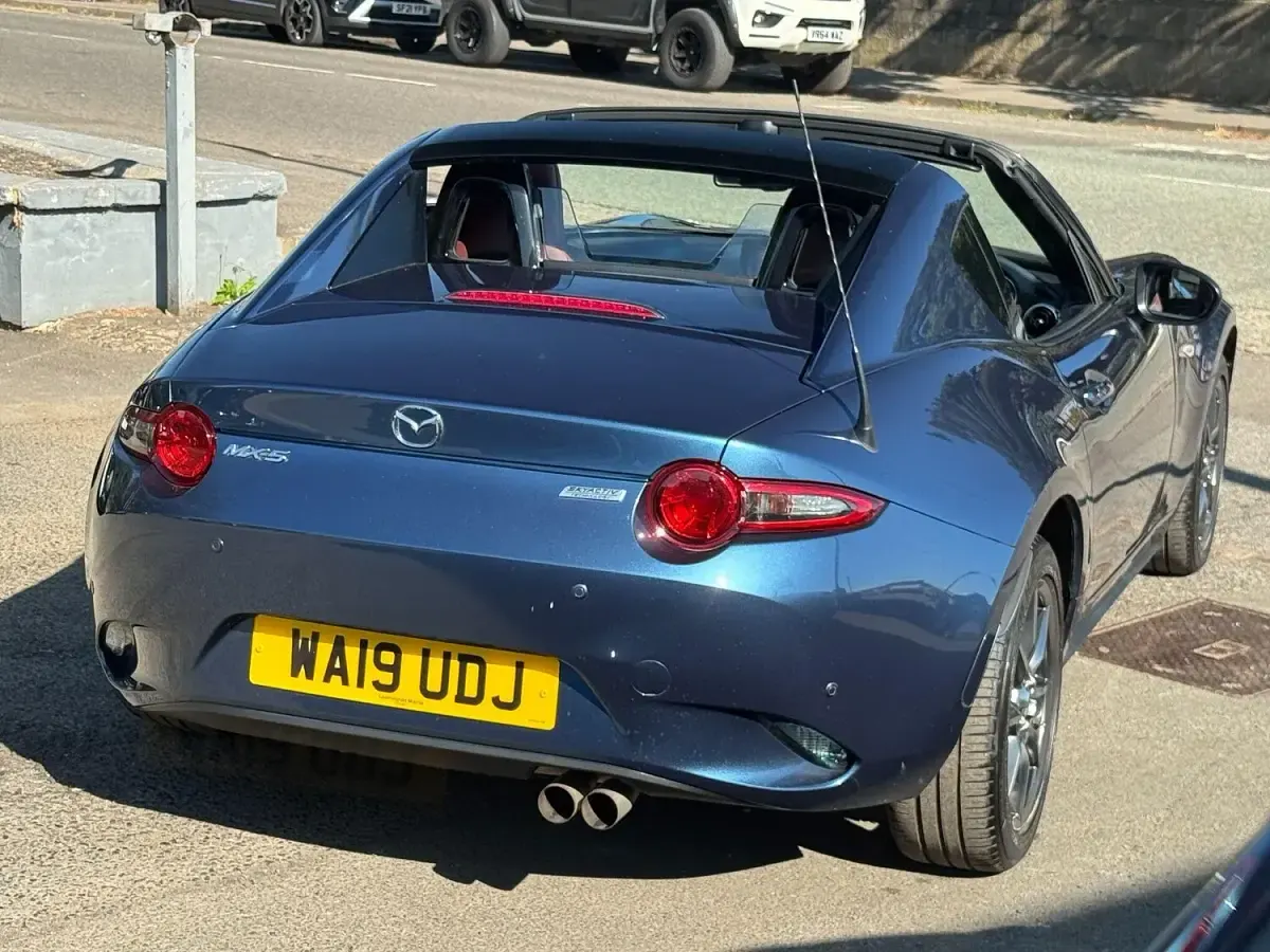Used Mazda MX5 Inclusive 132 HP (97 kW) 2019 Blue Cabriolet