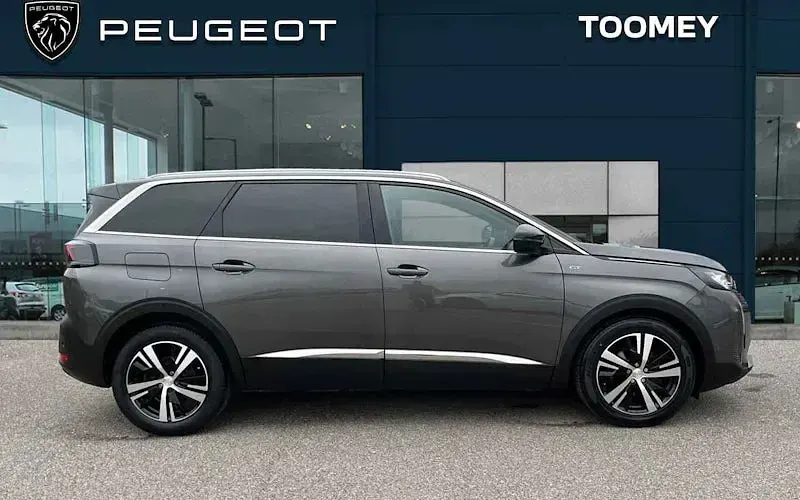 Usado Peugeot 5008 GTi 131 HP (96 kW) 2024 SUV
