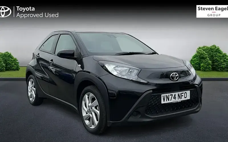 Used Toyota Aygo X PURE 72 HP (52 kW) 2024 SUV