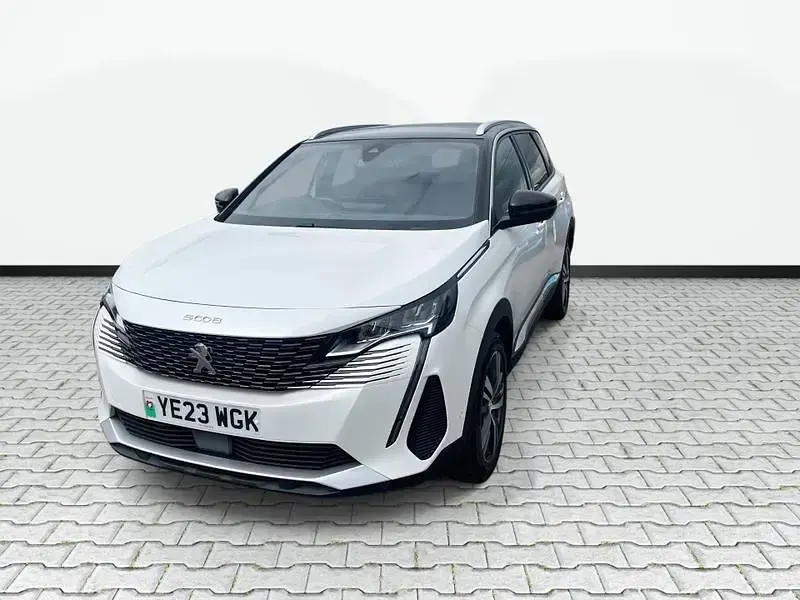 Used Peugeot 5008 Allure+ 130 HP (95 kW) 2023 White SUV