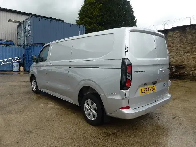 Used Ford Transit Custom Limited 136 HP (100 kW) 2024 Silver Van