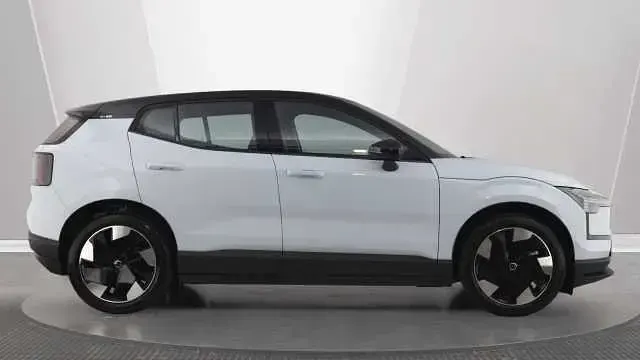 Usado Volvo EX30 Performance 310 kW (422 HP) 2024 Azul SUV