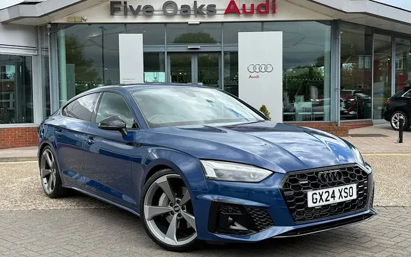 Usado Audi A5 Sportback Black Edition 265 HP (194 kW) 2024 Citadino