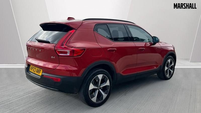 Used Volvo XC40 Ultimate 197 HP (144 kW) 2023 Red SUV