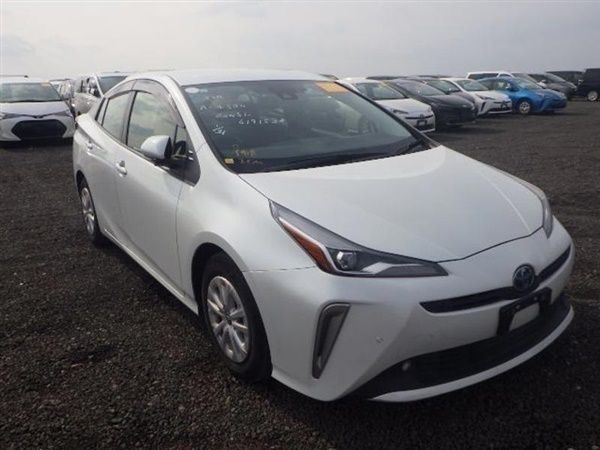 Pearl Used 2021 Toyota Prius Hatchback | £15,000 (Good price) - Image 1/1