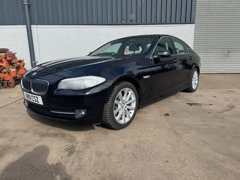 Begagnad BMW 528 Impressive 2011 Svart Sedan