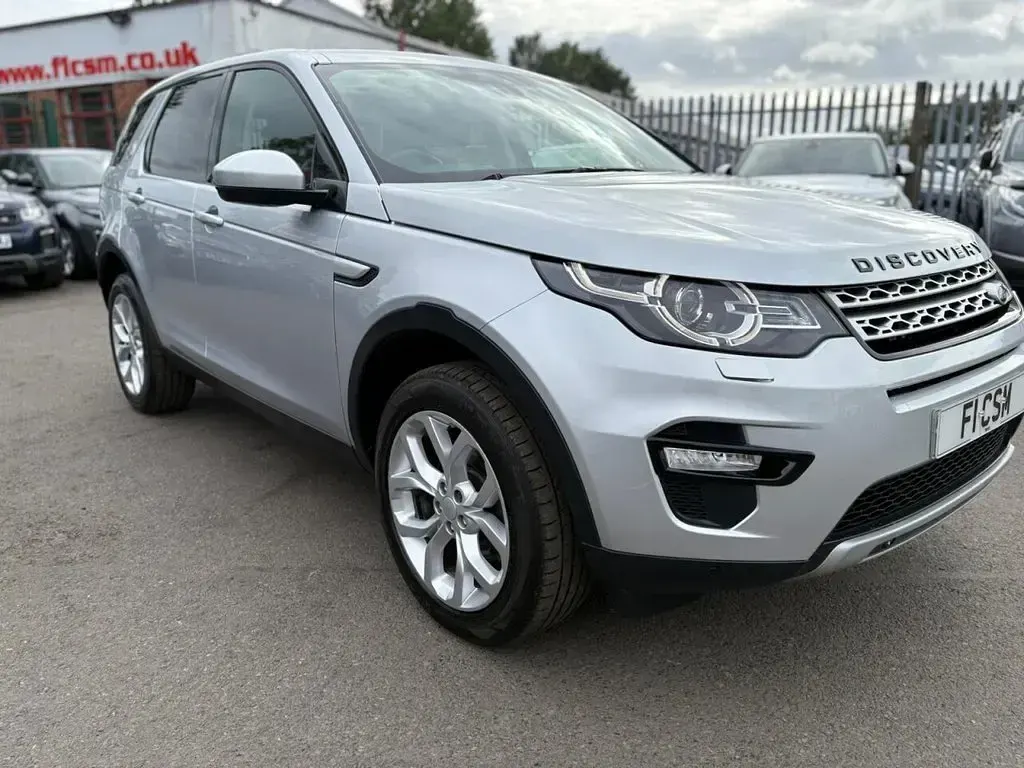 Used Land Rover Discovery Sport HSE 180 HP (132 kW) 2017 Silver SUV