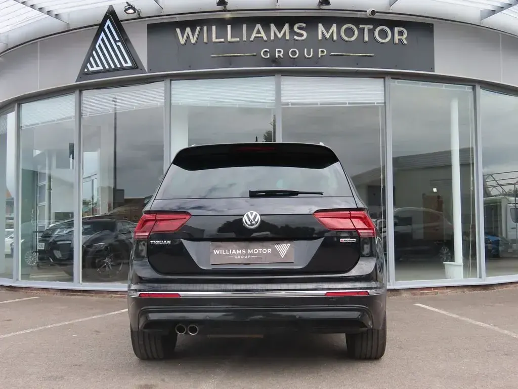 Used VW Tiguan R-line 150 HP (110 kW) 2018 Black SUV