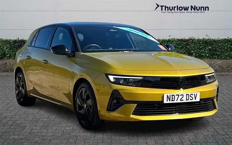 Used Vauxhall Astra GS Line 131 HP (96 kW) 2025 Hatchback