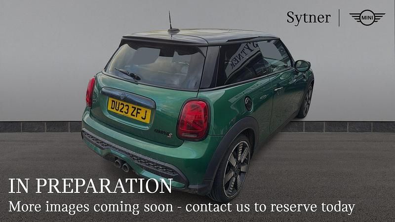 Used Mini Cooper S Exclusive 176 HP (129 kW) 2023 Green Hatchback